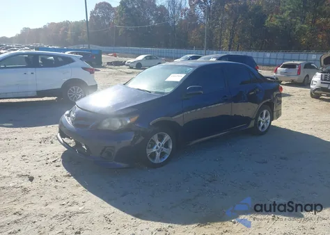 2013 Toyota Corolla S z USA, uszkodzony, nr VIN 2T1BU4EE8DC127647